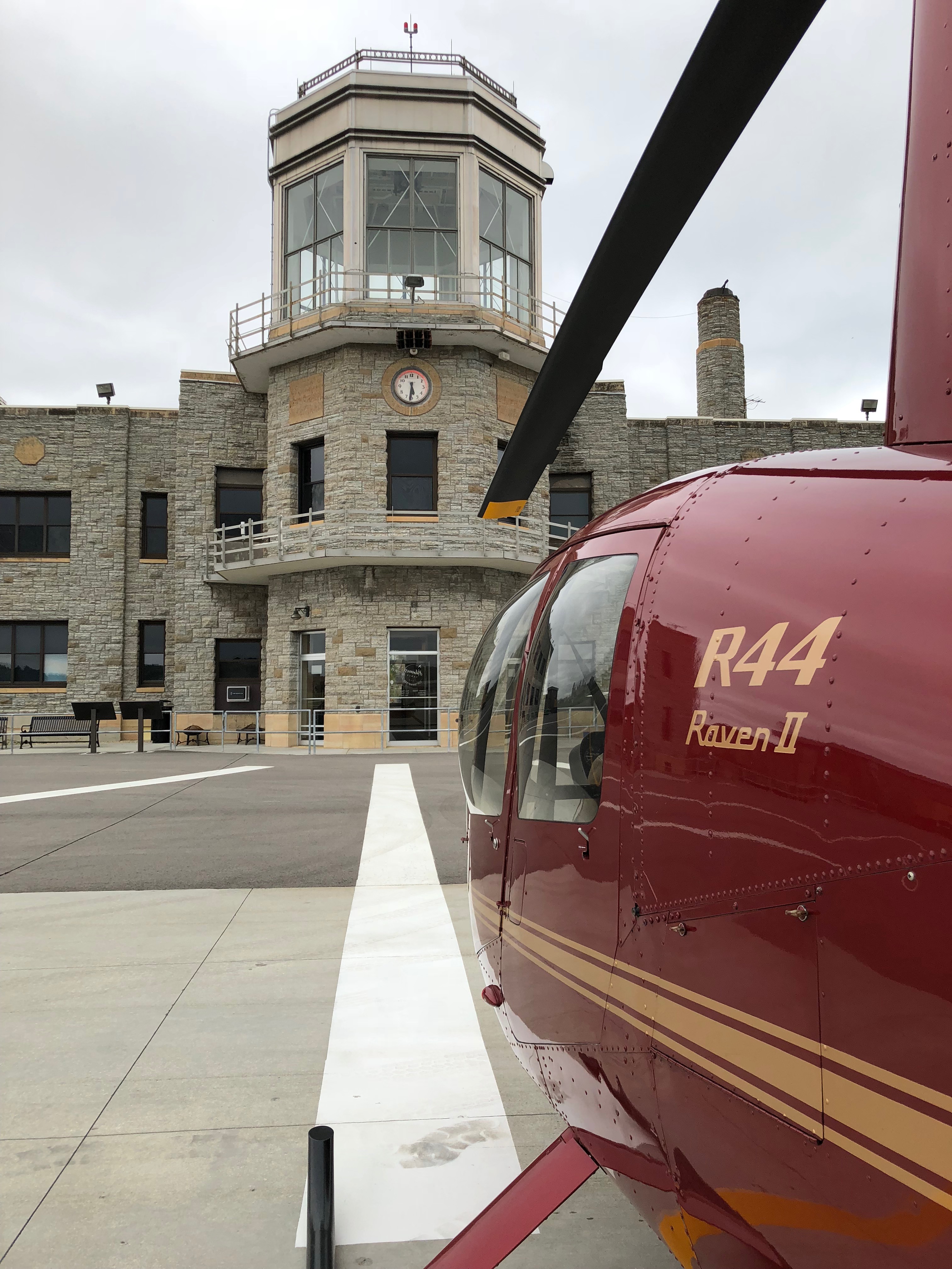 Helicopter Dinner Date in Minneapolis, Minnesota